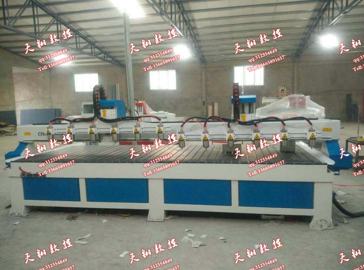 切割厚的金屬板采用什么機(jī)器好？1325數(shù)控精細(xì)等離子切割機(jī)