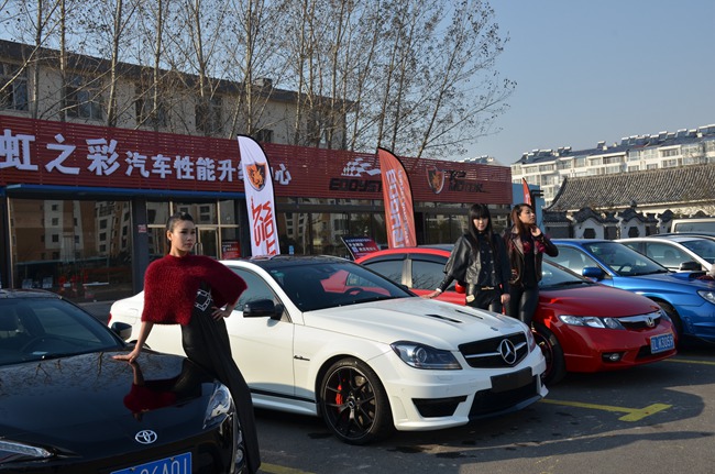 盤錦汽車升級(jí) 選品牌好的盤錦汽車用品，就到虹之彩汽車服務(wù)