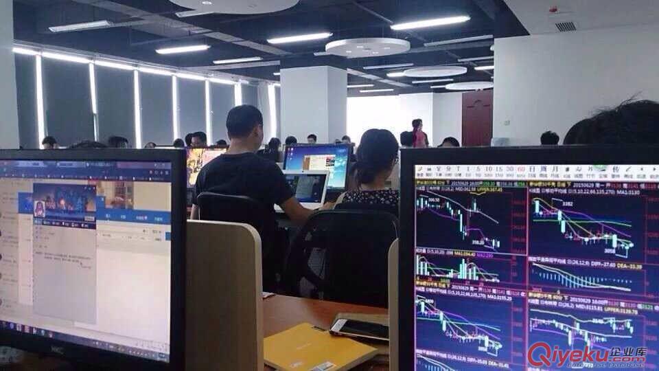 現(xiàn)貨原油、白銀投資