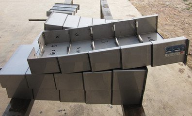 撫順機(jī)床導(dǎo)軌防護(hù)罩 本溪機(jī)床導(dǎo)軌防護(hù)罩生產(chǎn)廠家