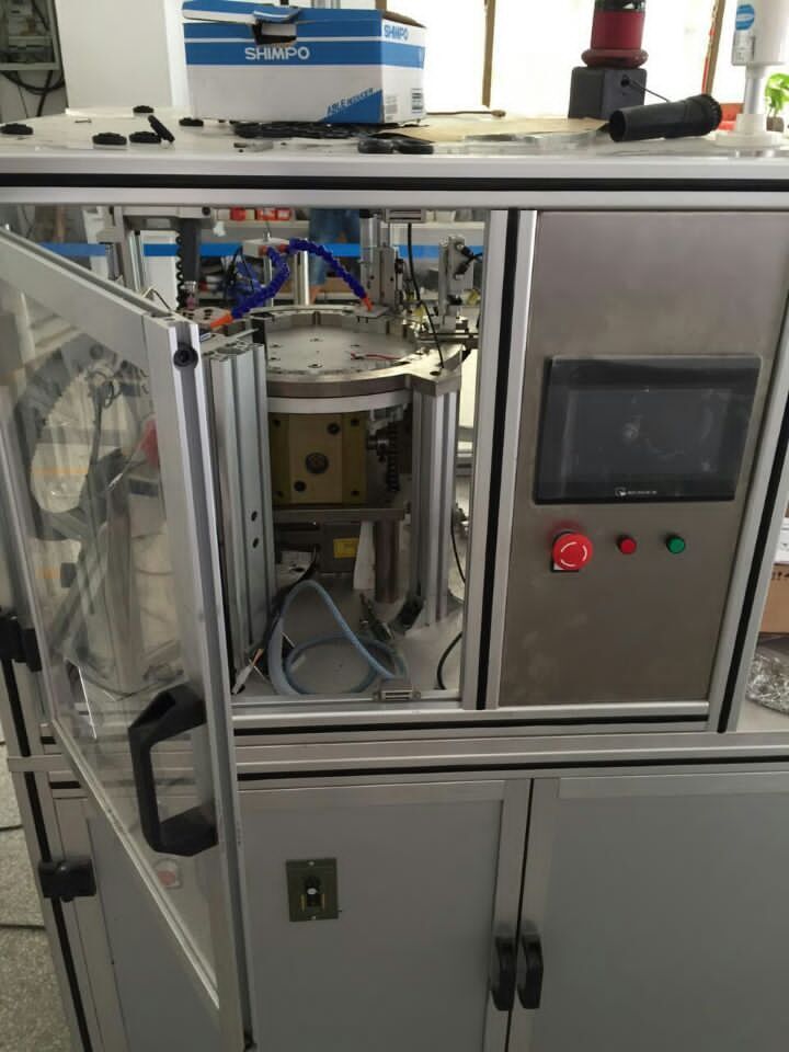 好的注塑吸料機在哪買  重慶注塑吸料機