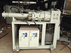 北京橡膠擠出機(jī)設(shè)備：使用方便的橡膠擠出機(jī)設(shè)備在哪買
