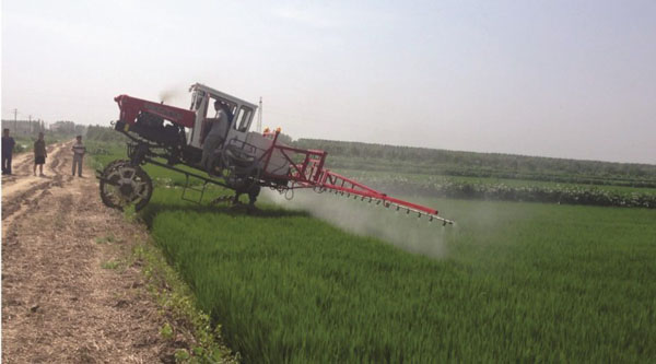 出售高地隙植保機(jī)，【推薦】邁特車橋高質(zhì)量的高地隙植保機(jī)