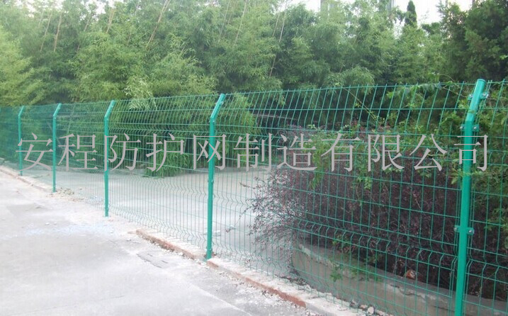 雙邊護(hù)欄網(wǎng)那里價(jià)格比較好原始圖片2