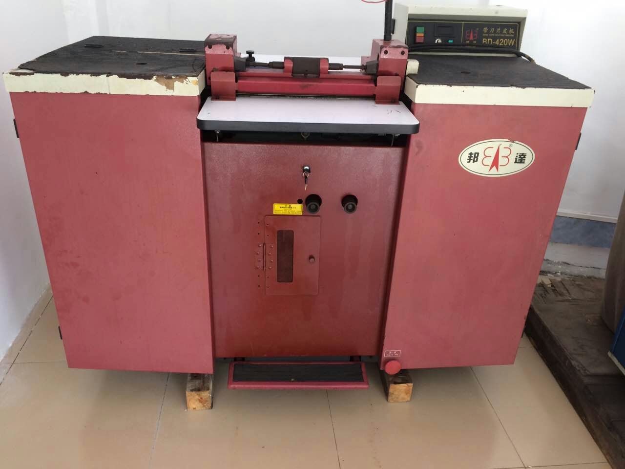 惠州二手搖臂裁斷機(jī)批發(fā)  熱線：13829157992
