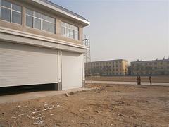 新疆電動伸縮門哪家好：蘭州車庫門專業供應商