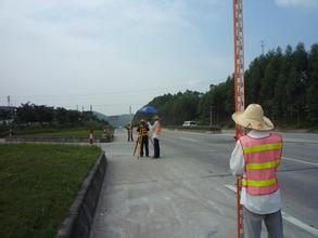 專業(yè)的公路測繪山東環(huán)宇測繪提供_公路測量施工