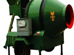 沈陽世杰機(jī)械供應(yīng)搶手的混凝土攪拌機(jī)，攪拌機(jī)出租