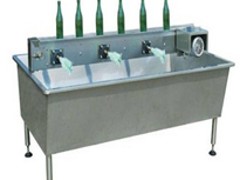 供應山東信譽好的半自動貼標機|內(nèi)蒙古半自動貼標機