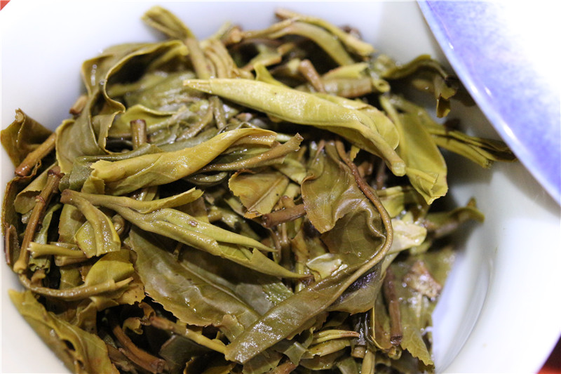 普洱茶專賣店_價格合理的2014邦崴古樹中吉號普洱茶供應(yīng)