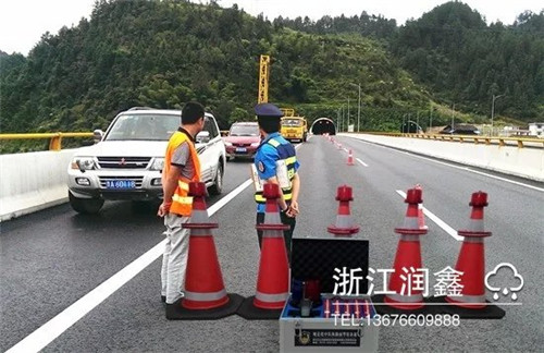   云南現(xiàn)場安全警戒設(shè)備經(jīng)銷出廠價(jià)格