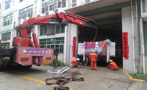 深圳專業(yè)吊車(chē)出租價(jià)格優(yōu)惠吊車(chē)出租1小時(shí)內(nèi)到吊車(chē)出租{sx}一帆搬遷