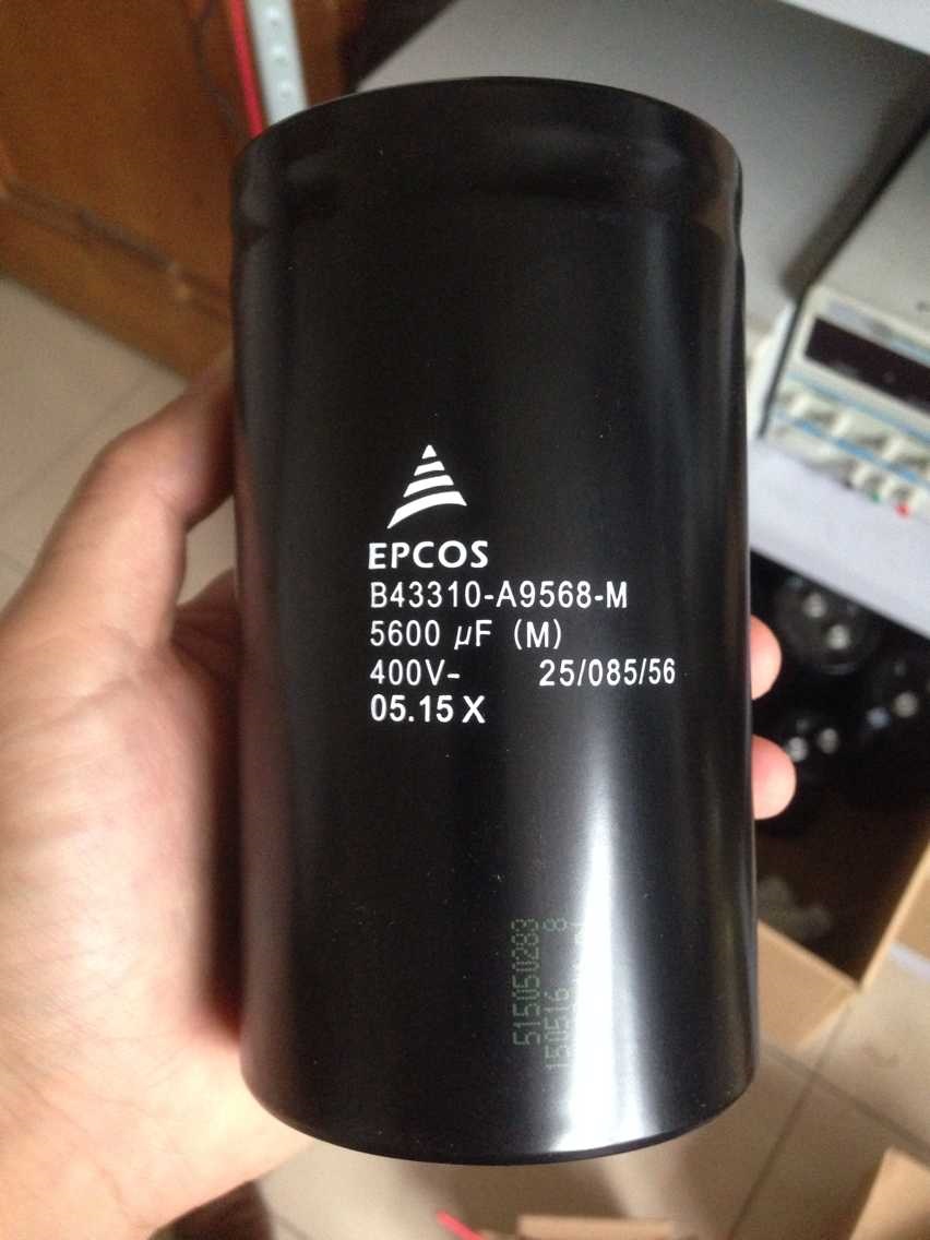 400V680UF鋁電解電容器