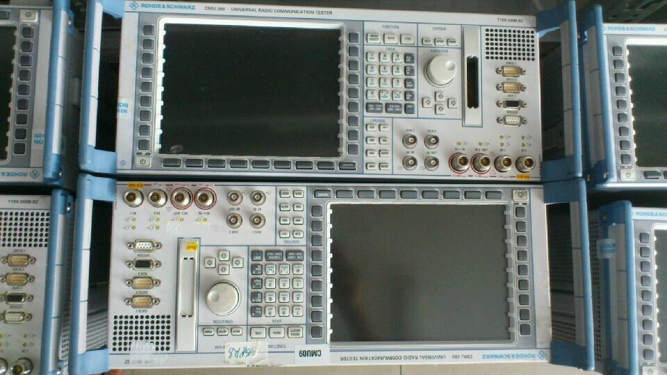 低價處理，成色好，二手手機測試儀 R&S CMU200 出售 
