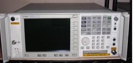 是德 E4443A PSA 頻譜分析儀，3 Hz - 6.7 GHz
