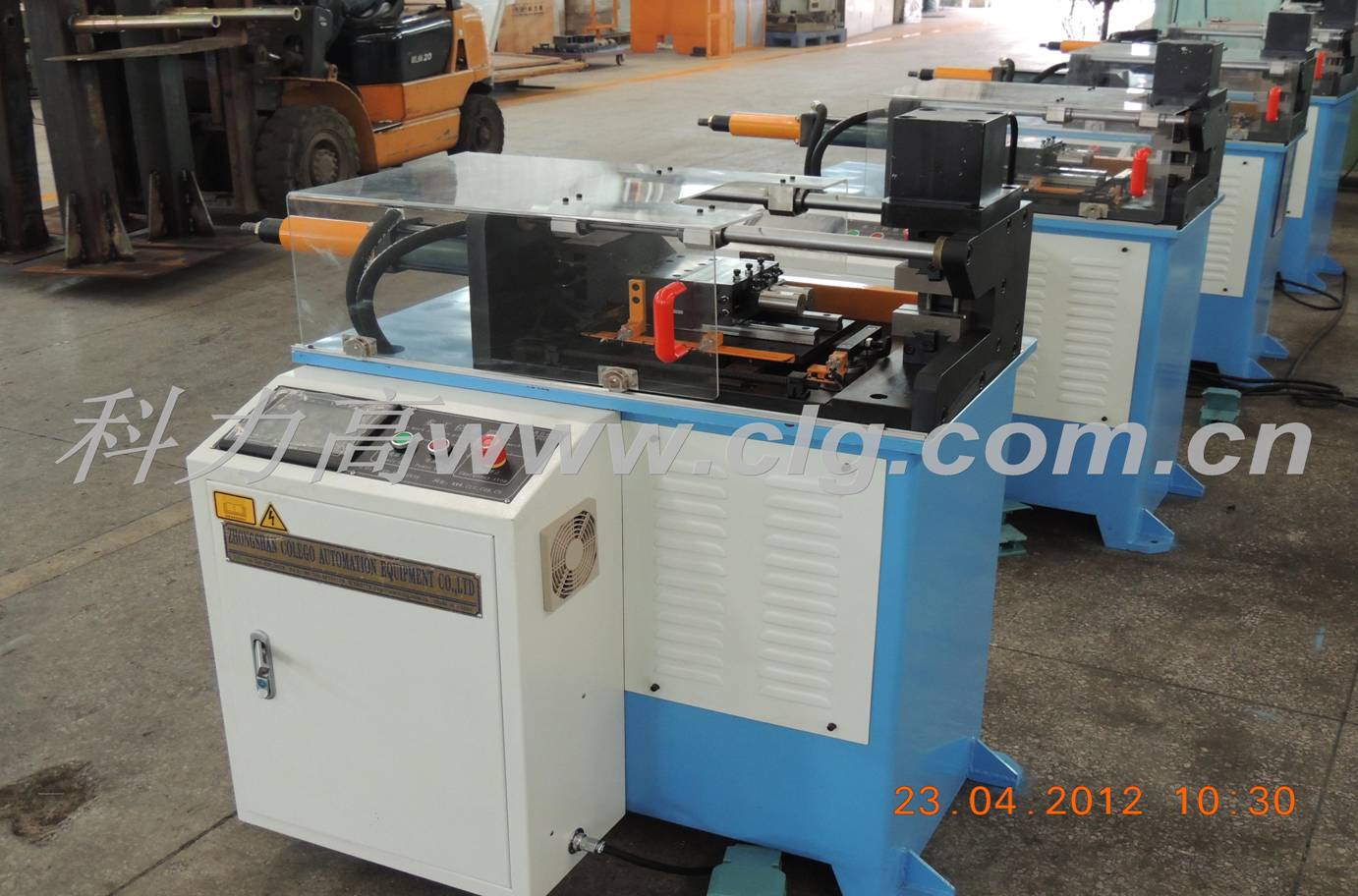 Transfer section forming machine