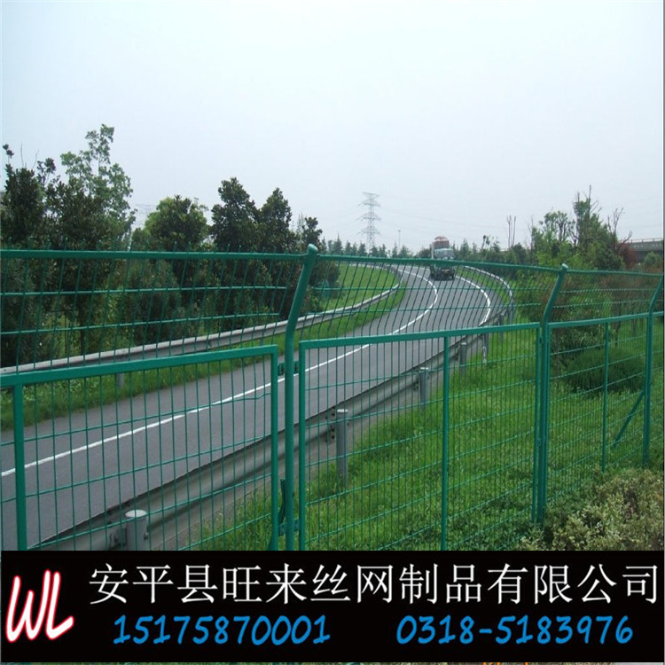 長沙圈魚塘圍欄網 圈地鐵絲網 工地圍欄網