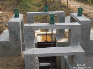 回轉式機械格柵清污機用于水廠水電站鋼廠泵站前撈取水中漂浮物