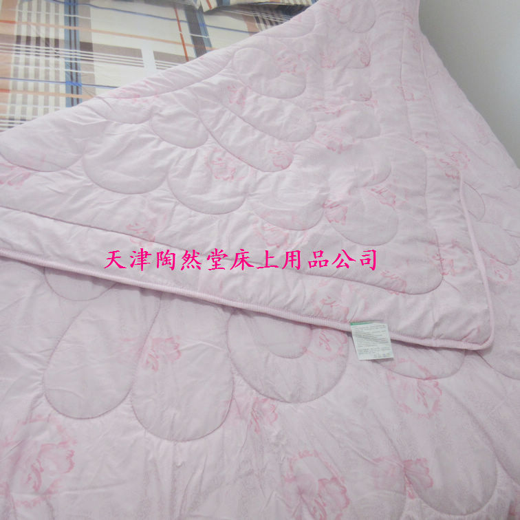爆款熱銷精品優卡絲四件套床上用品廠家直銷保健禮品